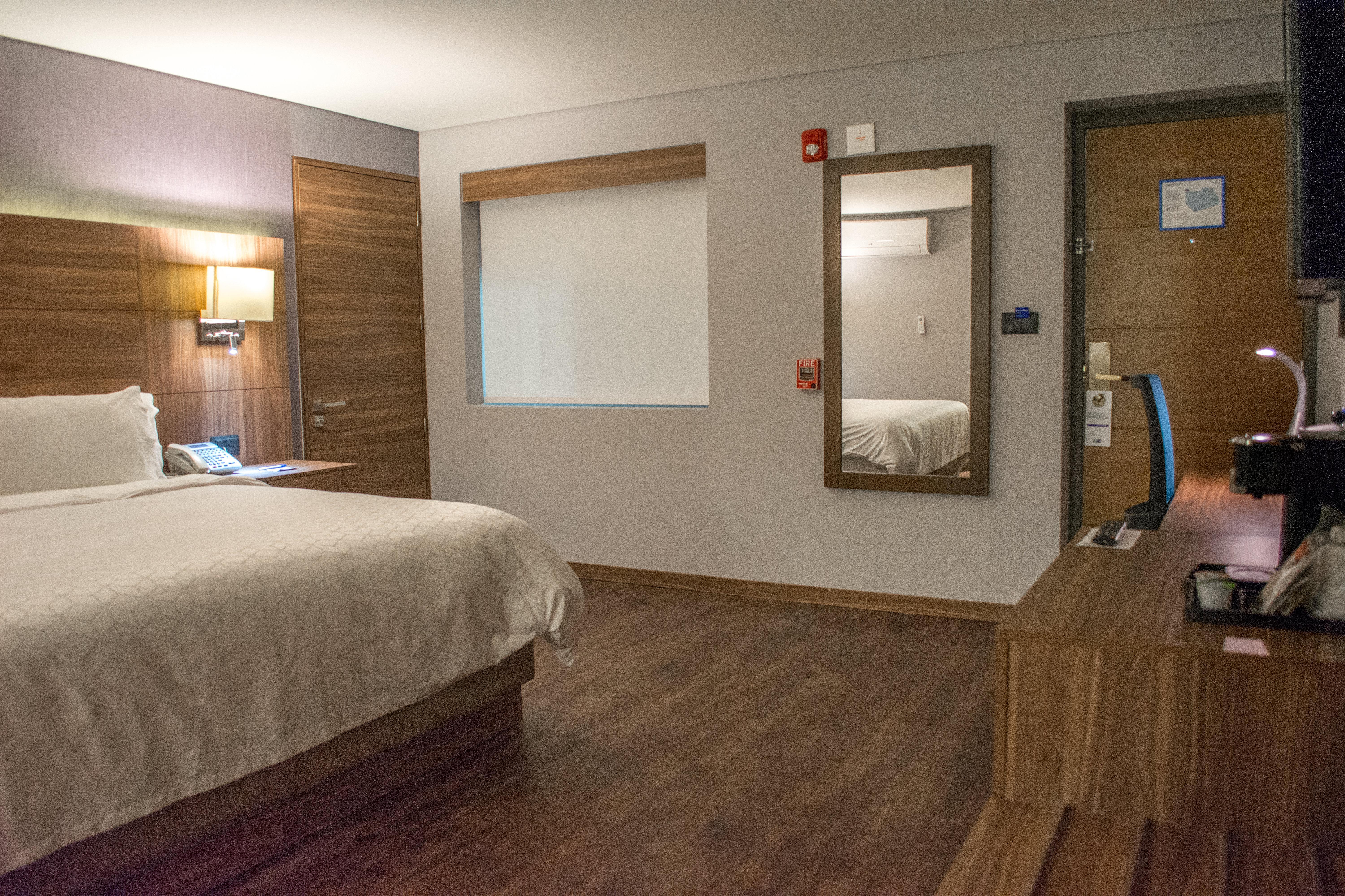 Express By Ihg 2*